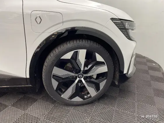 RENAULT MEGANE V - voiture d'occasion - Photo 8