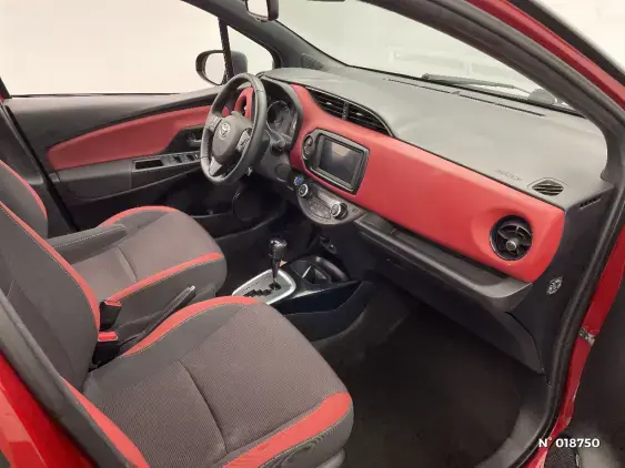 TOYOTA YARIS III - voiture d'occasion - Photo 10