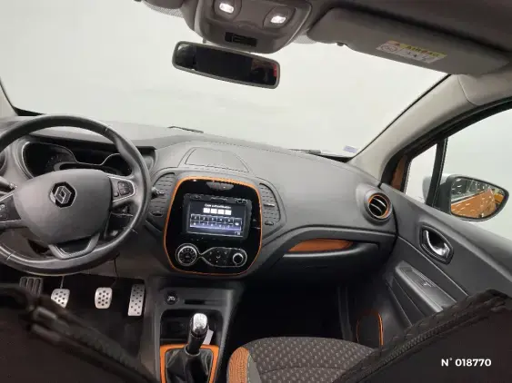 RENAULT CAPTUR - voiture d'occasion - Photo 9