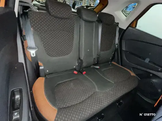 RENAULT CAPTUR - voiture d'occasion - Photo 11