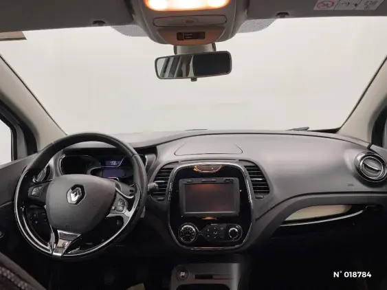 RENAULT CAPTUR - voiture d'occasion - Photo 9