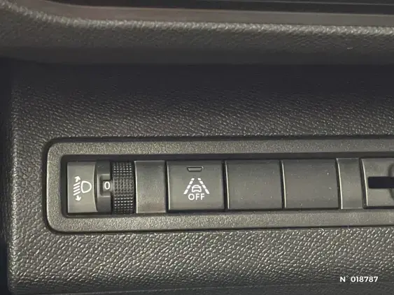 PEUGEOT 3008 II - voiture d'occasion - Photo 15