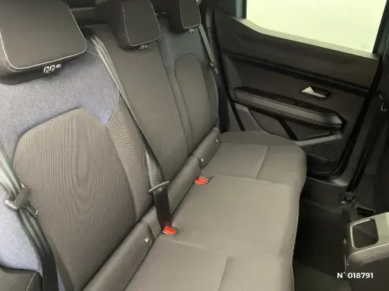 DACIA DUSTER III - voiture d'occasion - Photo 11