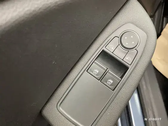 RENAULT CLIO V - voiture d'occasion - Photo 26