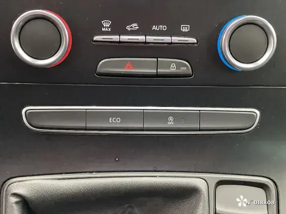 RENAULT SCENIC IV - voiture d'occasion - Photo 15