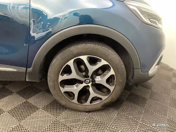 RENAULT CAPTUR - voiture d'occasion - Photo 8