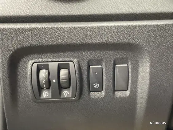 RENAULT CAPTUR - voiture d'occasion - Photo 15