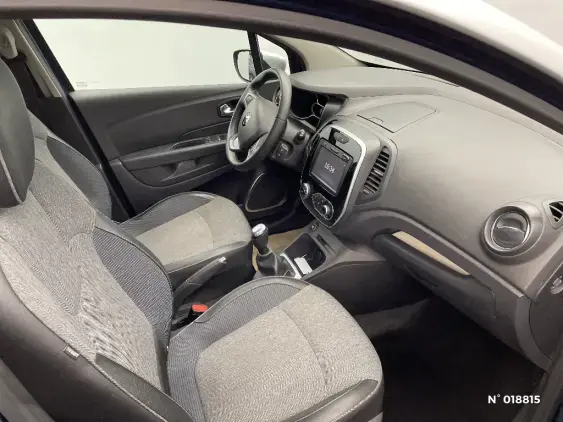 RENAULT CAPTUR - voiture d'occasion - Photo 10