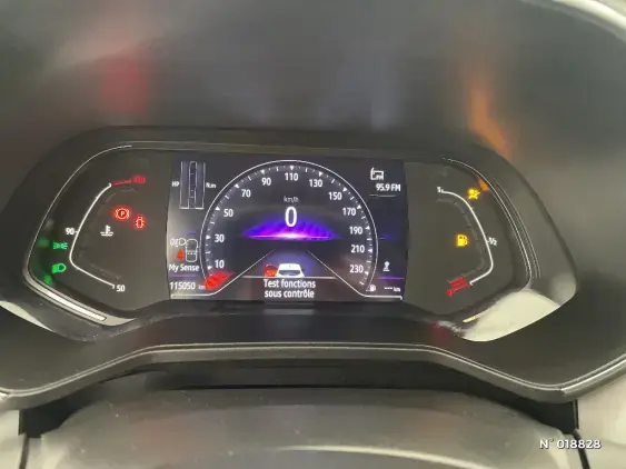 RENAULT CLIO V - voiture d'occasion - Photo 12