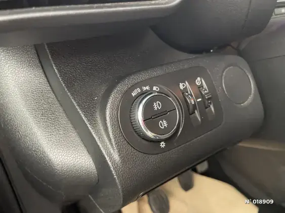 OPEL COMBO D - voiture d'occasion - Photo 24