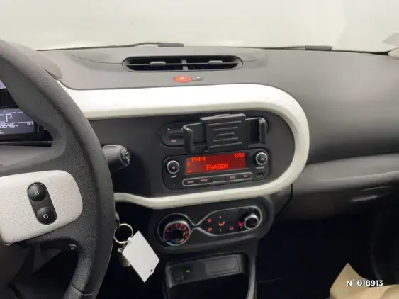 RENAULT TWINGO ELECTRIQUE III - voiture d'occasion - Photo 13