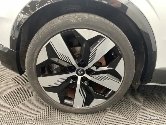 RENAULT MEGANE V - voiture d'occasion - Photo 8