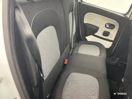 RENAULT TWINGO III - voiture d'occasion - Photo 11