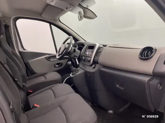 RENAULT TRAFIC III - voiture d'occasion - Photo 10
