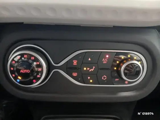 RENAULT TWINGO ELECTRIQUE III - voiture d'occasion - Photo 25