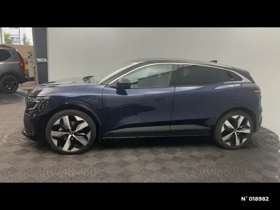 RENAULT MEGANE V - voiture d'occasion - Photo 2