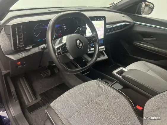 RENAULT MEGANE V - voiture d'occasion - Photo 10