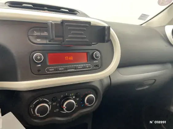 RENAULT TWINGO III - voiture d'occasion - Photo 13