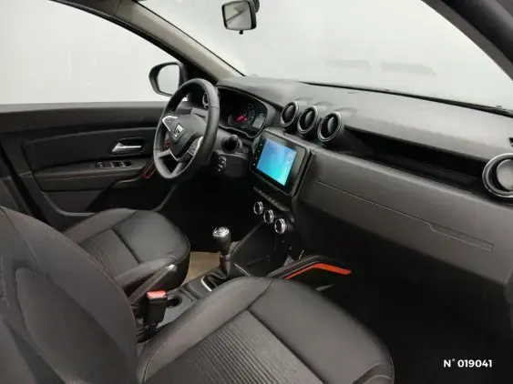 DACIA DUSTER II - voiture d'occasion - Photo 10