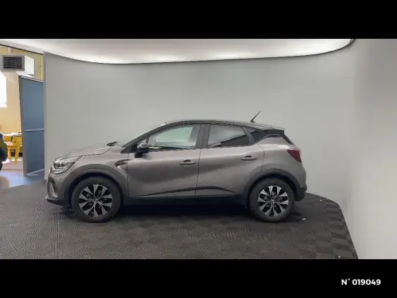 RENAULT CAPTUR II - voiture d'occasion - Photo 2