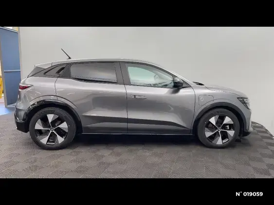 RENAULT MEGANE V - voiture d'occasion - Photo 5