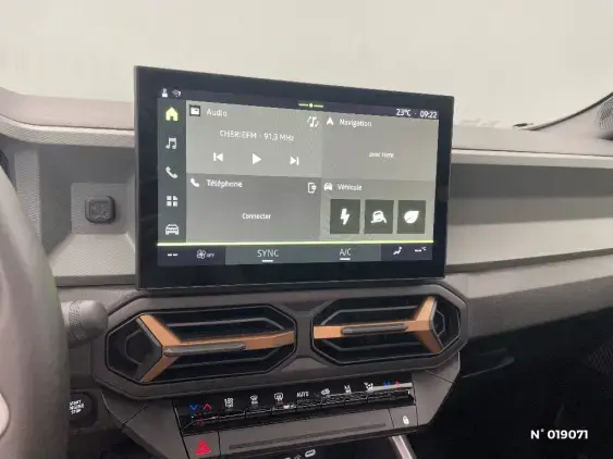 DACIA BIGSTER - voiture d'occasion - Photo 13