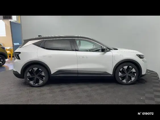 RENAULT SCENIC V ELECTRIQUE - voiture d'occasion - Photo 5