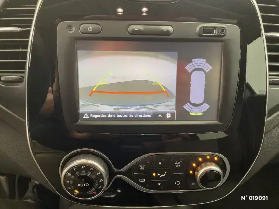 RENAULT CAPTUR - voiture d'occasion - Photo 14