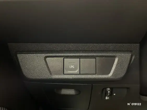 DACIA SANDERO III - voiture d'occasion - Photo 15