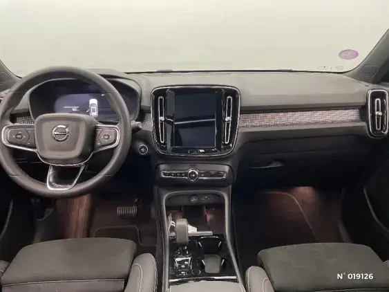 VOLVO XC40 - voiture d'occasion - Photo 9