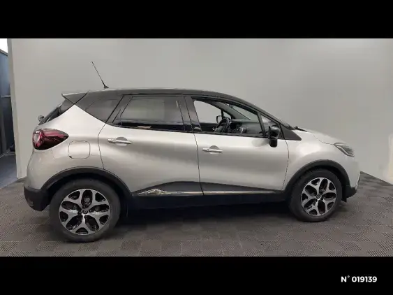 RENAULT CAPTUR - voiture d'occasion - Photo 5