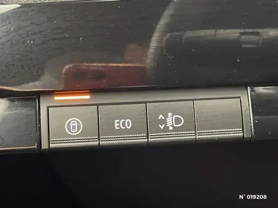 RENAULT CLIO VI - voiture d'occasion - Photo 15