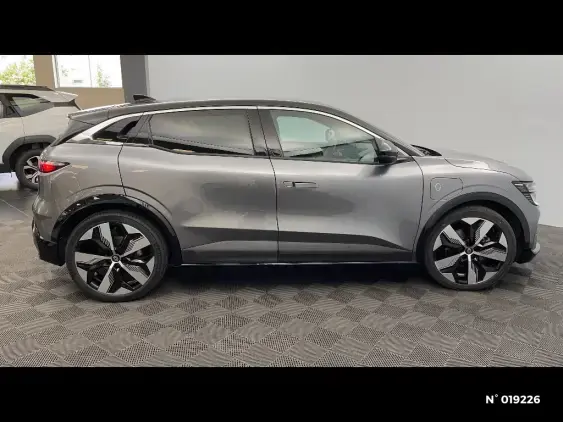 RENAULT MEGANE V - voiture d'occasion - Photo 5