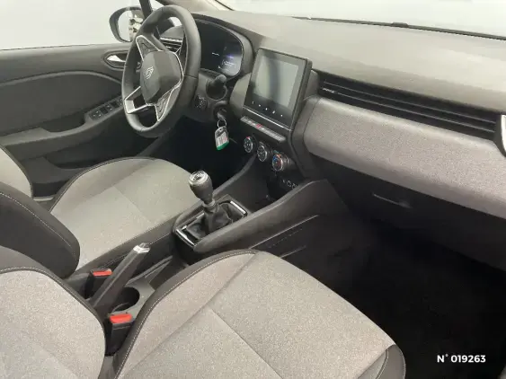 RENAULT CLIO V - voiture d'occasion - Photo 10