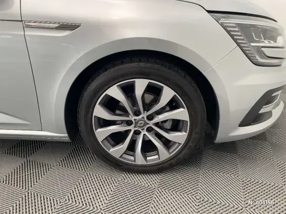 RENAULT MEGANE IV - voiture d'occasion - Photo 8