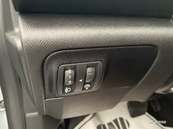 RENAULT MEGANE IV - voiture d'occasion - Photo 15