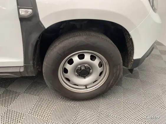 DACIA DUSTER II - voiture d'occasion - Photo 8