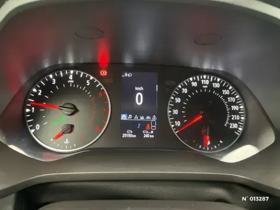 RENAULT CAPTUR II - voiture d'occasion - Photo 12