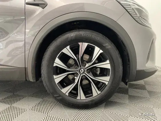 RENAULT CAPTUR II - voiture d'occasion - Photo 8