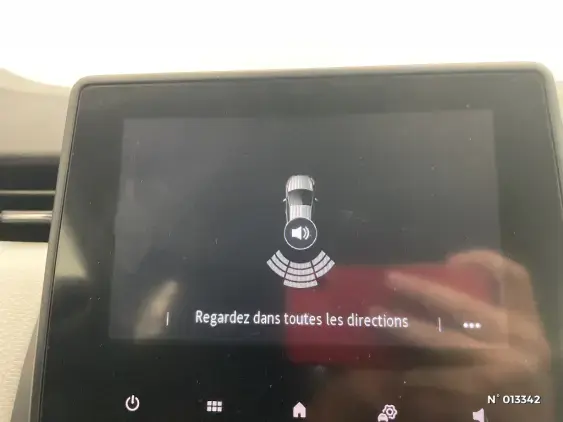 RENAULT CLIO V - voiture d'occasion - Photo 14