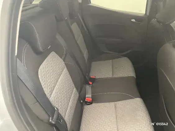 RENAULT CLIO V - voiture d'occasion - Photo 11