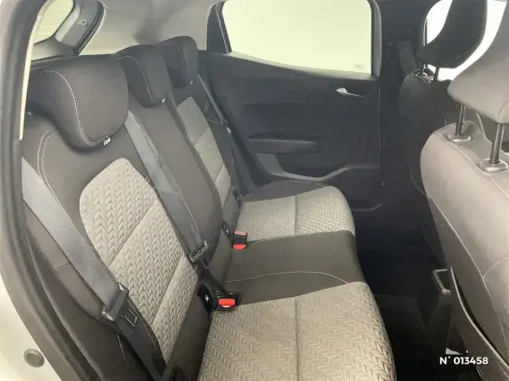 RENAULT CLIO V - voiture d'occasion - Photo 11