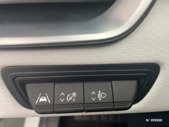 RENAULT CLIO V - voiture d'occasion - Photo 15