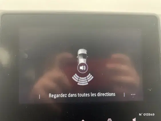 RENAULT CLIO V - voiture d'occasion - Photo 14