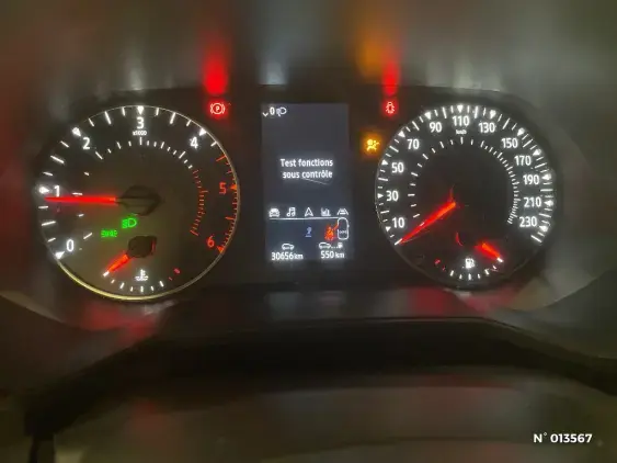 RENAULT CLIO V - voiture d'occasion - Photo 12