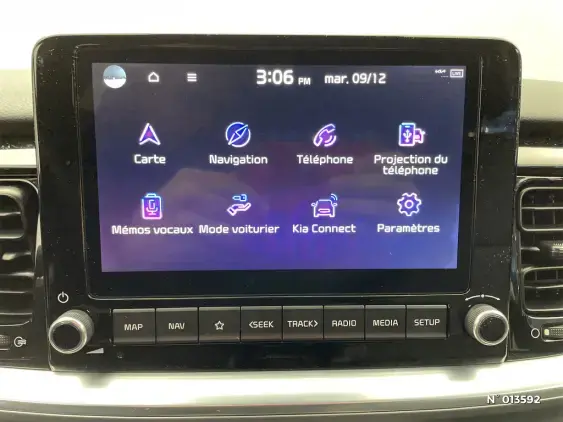 KIA STONIC - voiture d'occasion - Photo 13