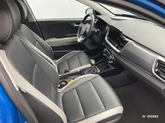KIA STONIC - voiture d'occasion - Photo 10