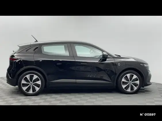 RENAULT MEGANE V - voiture d'occasion - Photo 5