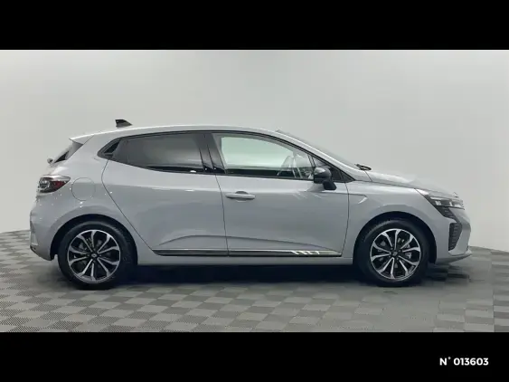 RENAULT CLIO V - voiture d'occasion - Photo 5