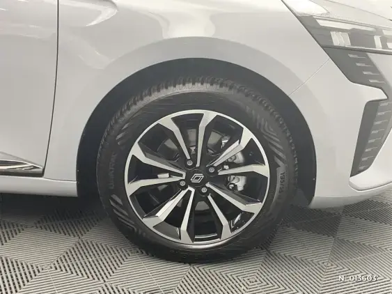 RENAULT CLIO V - voiture d'occasion - Photo 8